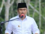 bupati-dharmasraya-sutan-riska-tuanku_200903190645-950
