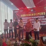 Ketua KPUD saat memberikan keterangan tentang hari pertama pendaftaran di waktu perpanjangan. /Nj.