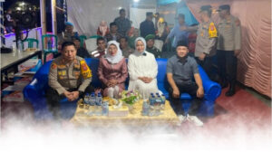 kapolres-dharmasraya-bersama-forkopimda-ikuti-zoom-meeting-pemantauan-kamtibmas-jelang-idulfitri-253004-074241