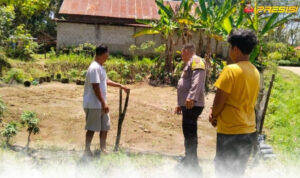 silaturrahmi-dan-sosialisasi-pemanfaatan-pekarangan-oleh-bhabinkamtibmas-di-nagari-koto-laweh-253004-102550