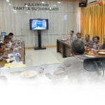 wakapolres-pimpin-zoom-meeting-anev-mingguan-program-beyond-trust-presisi-tw-i-2025-253004-090647